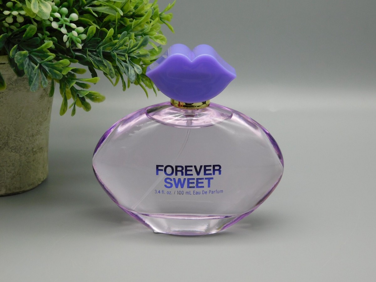 Tru Fragrance Forever Sweet Eau de Parfum Spray 3.4 oz New Without