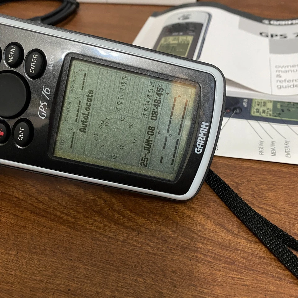 Garmin Handheld GPS 76 Marine Navigator  - Image 3 of 4