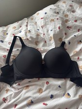 SHEIN Women?s Black Bra 42D Full Coverage Smooth Supportive Everyday Bra