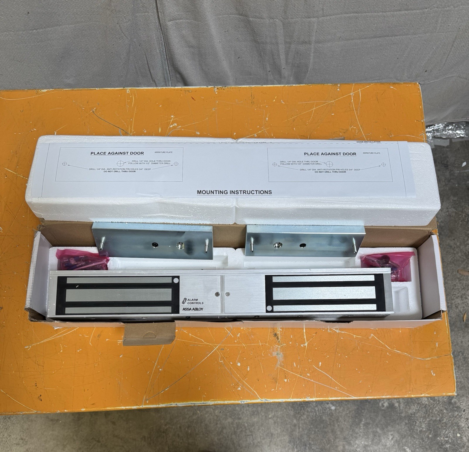 ALARM CONTROLS 1200D Electromagnetic Lock 21" Lg, 1 1/2" Wd, 2 7/8" Ht