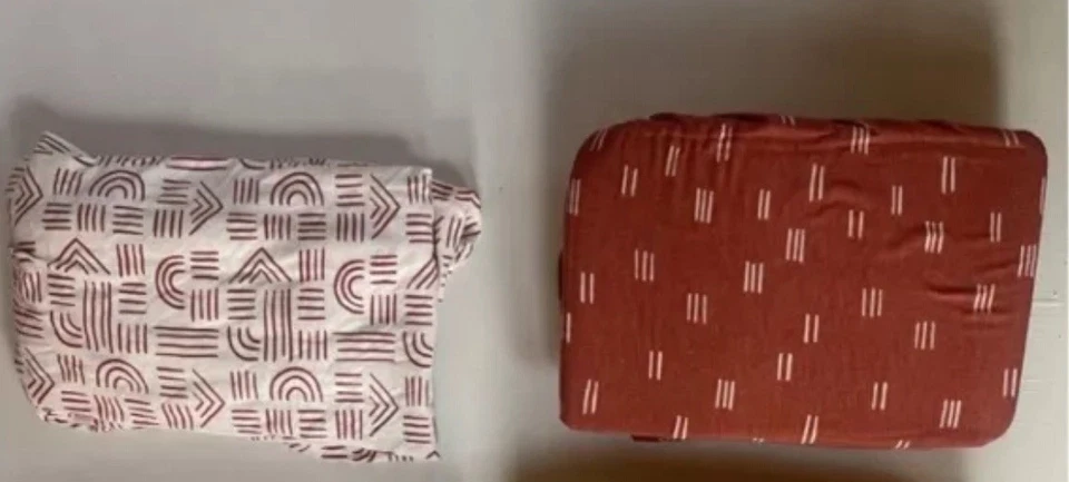 Novo com etiquetas Nordstrom pacote com 2 capas de assento de carro e enfermagem traço laranja algodão stretch $49 - Imagem 2 de 3