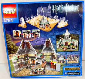 LEGO (4754) Harry Potter: Hagrid's Hut - 100% Complete w/Box, Manual, Figures
