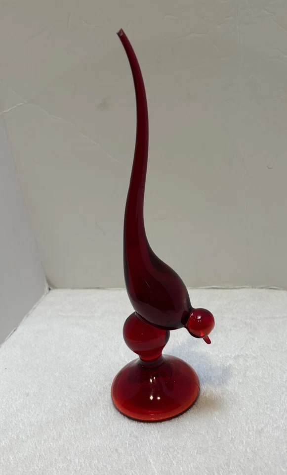 Vintage MCM Viking Glass Ruby Red Long Tail Bird 11”Chip End Of Tail - Image 2 of 4