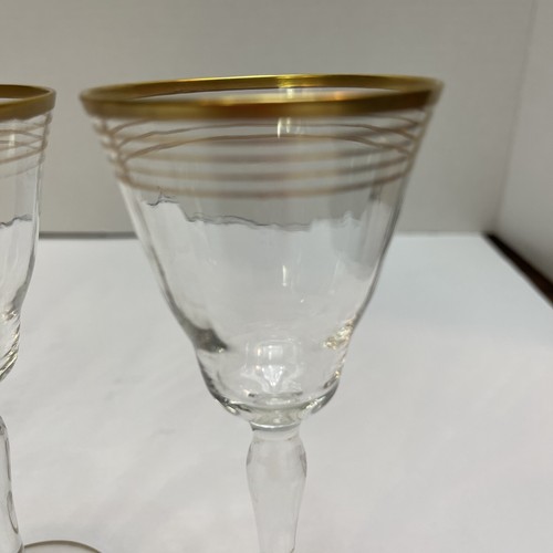 Blown Glass Cordial Glasses 5 3/4 " Tall Holds 2.5 Ounces Gold Trim Set of 4 - Picture 6 of 10