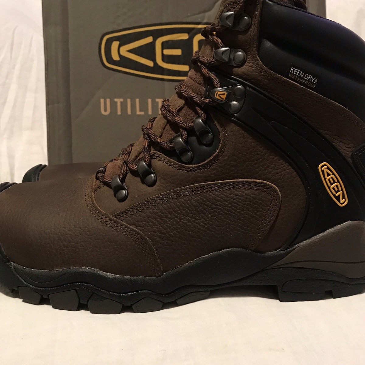 Keen Louisville 1015401 Mens Size 13 EE 6\