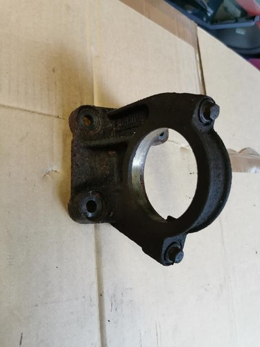 SOPORTE MONTAJE MOTOR EJE TRANSMISIÓN FORD FOCUS ST 225 2,5 L 2007 - Imagen 2 de 2