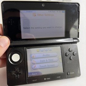 Nintendo 3DS Handheld Video Game Console Black CTR-001 (USA) W Charger US Model
