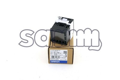 OMRON E5CC-RW2AUM-000 TEMP. CONTROLLER New