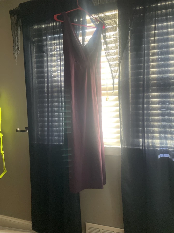 Vestido de Dama de honor David Talla 6 Baile de graduación Vestido formal Púrpura Oscuro Ciruela Foto 2 de 3