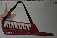YAMAHA SHS-10 Portable Synthesizer Shoulder Keyboard Used