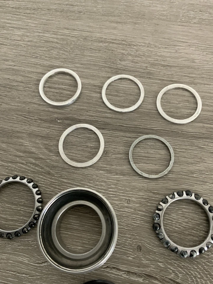 CAMPAGNOLO RECORD HEADSET ISO THREADING 26.4 MM RACE ALUMINUM 114 GRAMS - Image 4 of 4