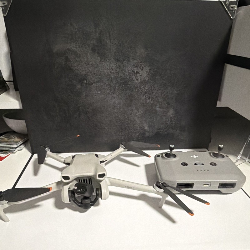 DJI Mini 3 Ready to Fly Camera Drone Quadcopter with DJI Remote Controller