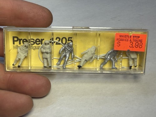 4205 FIGURAS PINTADAS HO PREISER BOMBEROS ESTILO EUROPEO O PERSONAL DE MATERIALES PELIGROSOS | Zustand: New