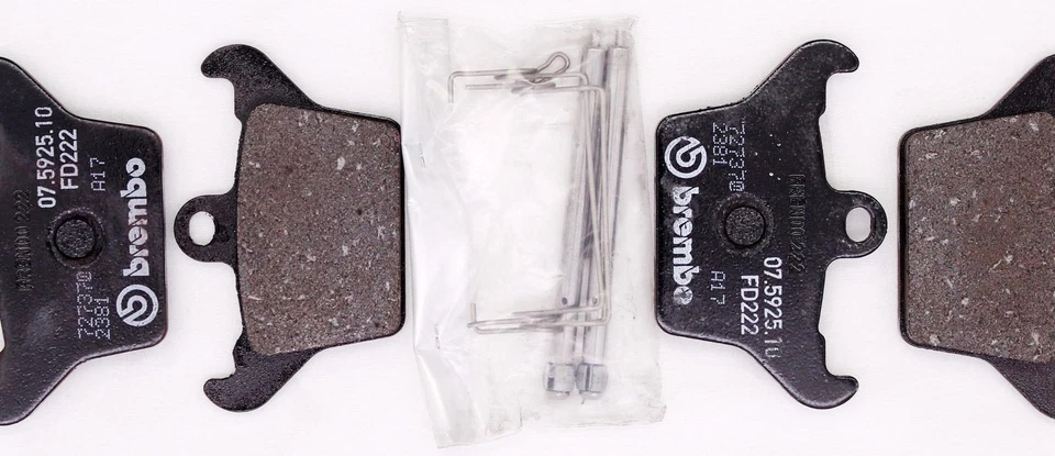 布雷博后刹车片套件部件号 - LA400798041 适用于兰博基尼 — 第 2/2 张图片