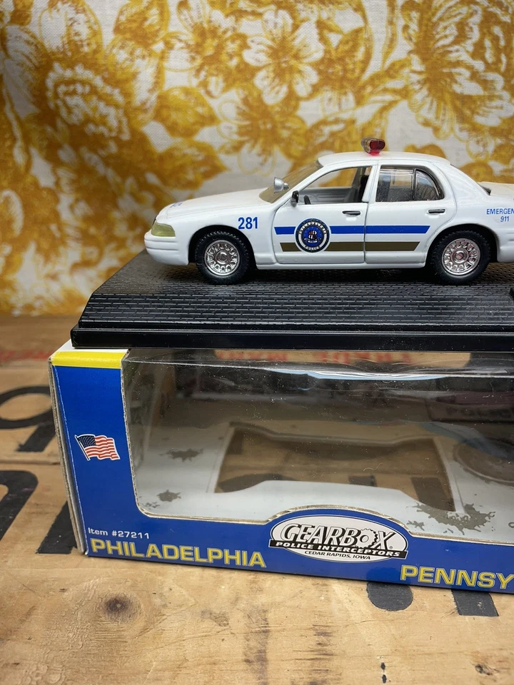 Limited Edition Gearbox Toys Die-Cast Philadelphia Penn Police Interceptor - Image 3 of 4