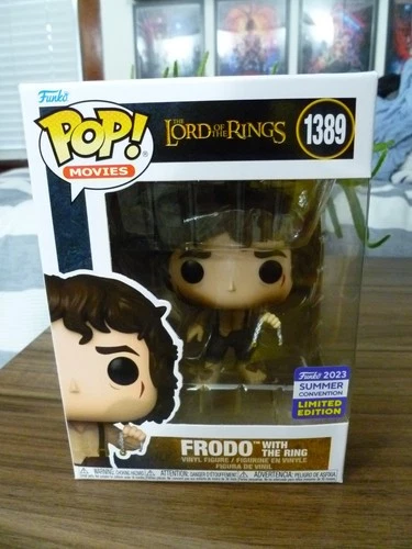 Frodo with the Ring #1389 Lord of the Rings 2023 Summer Convention LE Funko Pop