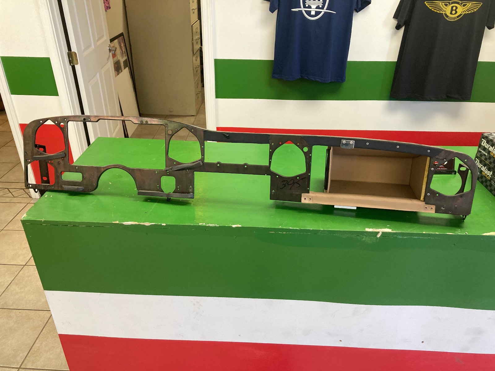 93 Bentley Brooklands/RR  Dashboard Instrument Panel brace/bracket