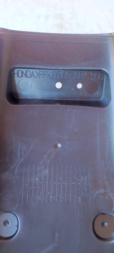 HONDA SH 50 SCOOPY FIFTY REAR FENDER 80105-GBY-900 REAR FENDER NOS - Picture 4 of 8