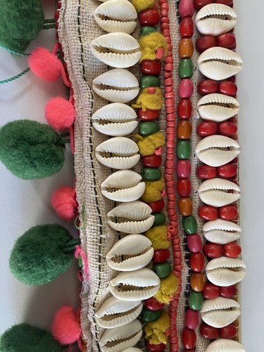 ANTICA SARTORIA MULTI COLORED BELT WITH SHELLS & POMPOMS NWT - Picture 3 of 6