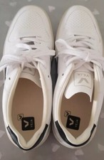 VEJA V-10 Mens Shoes Size 9 EUR 43 Leather White & Black Lace Up.USED Unboxed