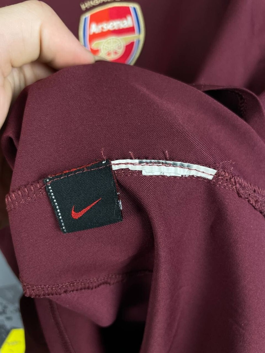 NIKE アーセナル ハイバリー S バーガンディ Vintage Nike Arsenal 2005/06 Highbury Final Season O2 Jersey