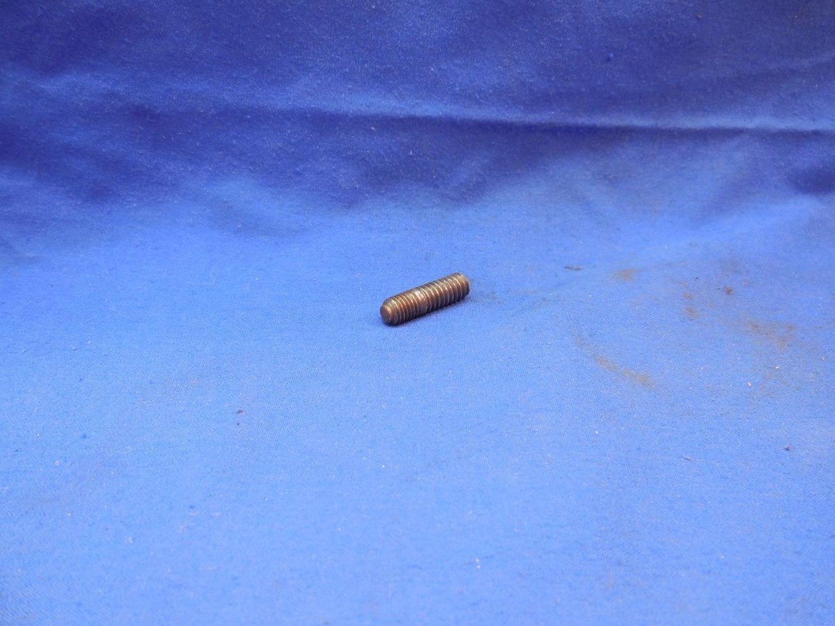 NOS Triumph Stud 1/4 x 20 28 x 7/8 Gear Box Guide # 21-0547 | eBay