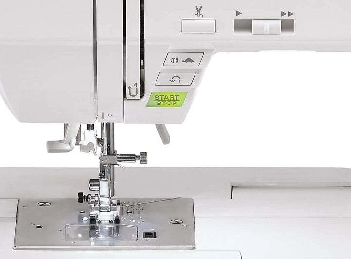 Singer 9960 Quantum Stylist™ Sewing Machine - Image 2 of 3