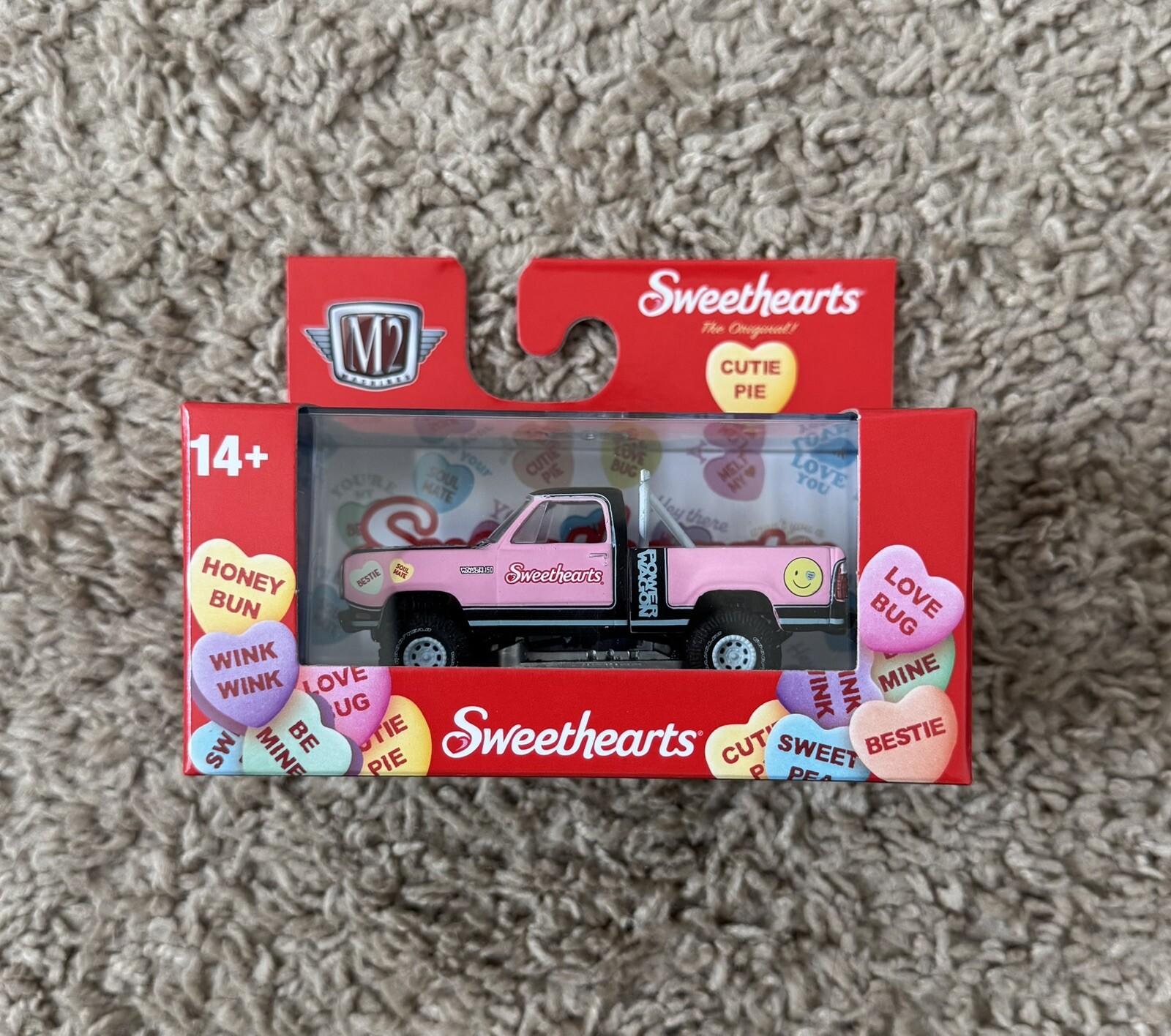 M2 Machines Sweethearts 1979 Dodge 150  Macho Power Wagon 2025 WMTS22 25-01