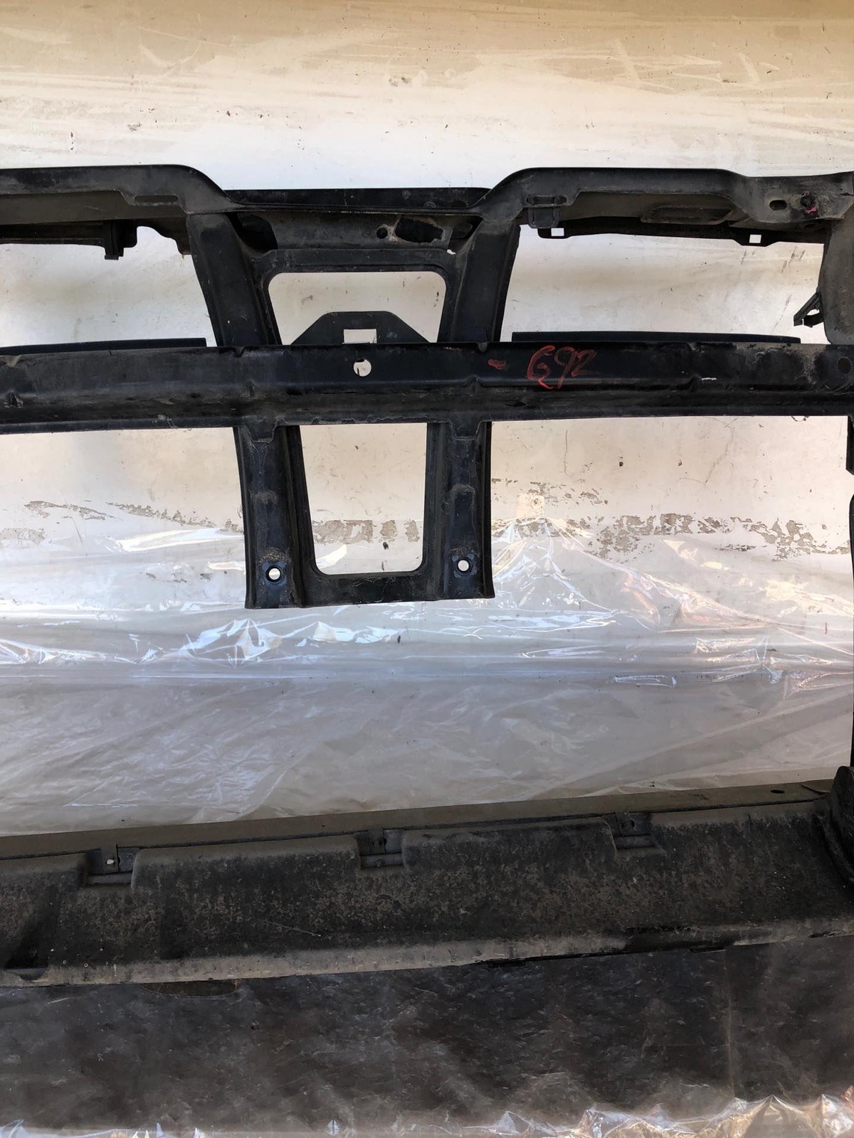 2002 VOLKSWAGEN CABRIO LX Radiator Support Mounting Bracket Assembly Convertible