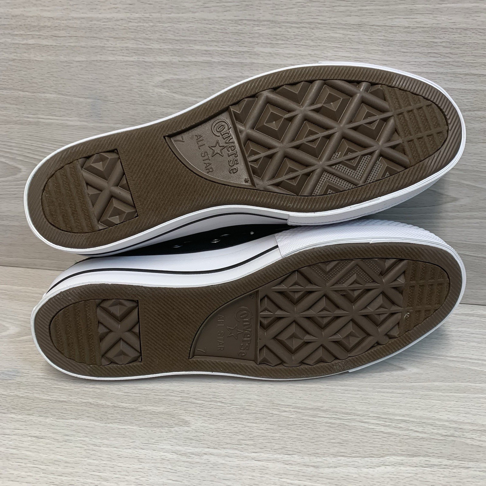 Converse Chuck Taylor All Star Lift Platform Sneakers Size 9 Strawberry NEW thumbnail 12