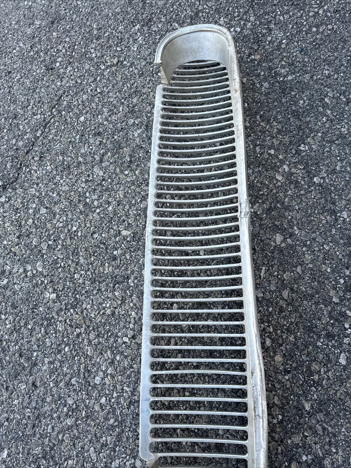 Vintage Opel Front Grill 1970s 1980s  OEM Part - Bent , For Restoration  - Image 3 of 4
