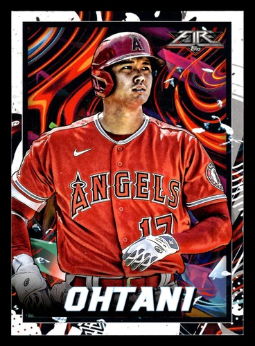Shohei Ohtani 2022 Topps Fire #35 Los Angeles Angels