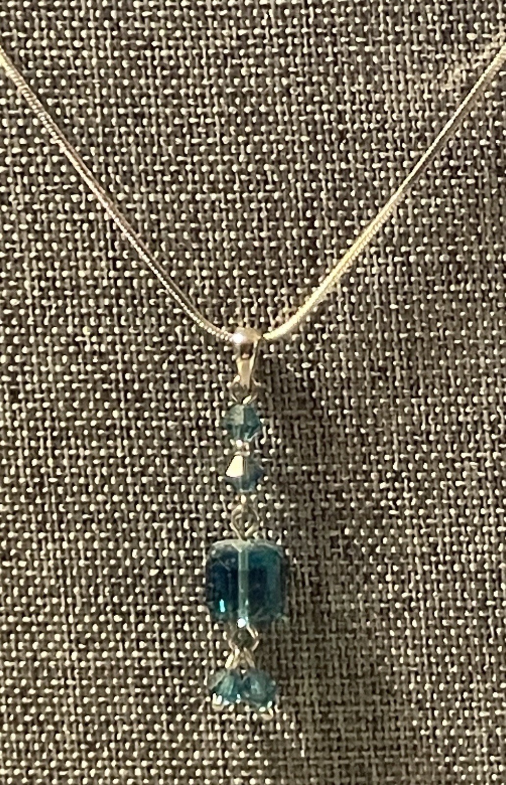 Swarovski Crystal Teal Square Cut Dangle Pendant silver Necklace