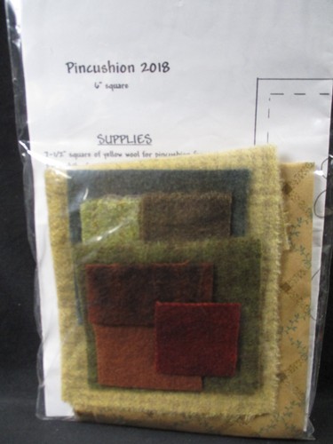 One s1ster (sister) Pattern and Wool/Cotton Fabrics - 6" Pincushion -Give Thanks - Picture 3 of 3