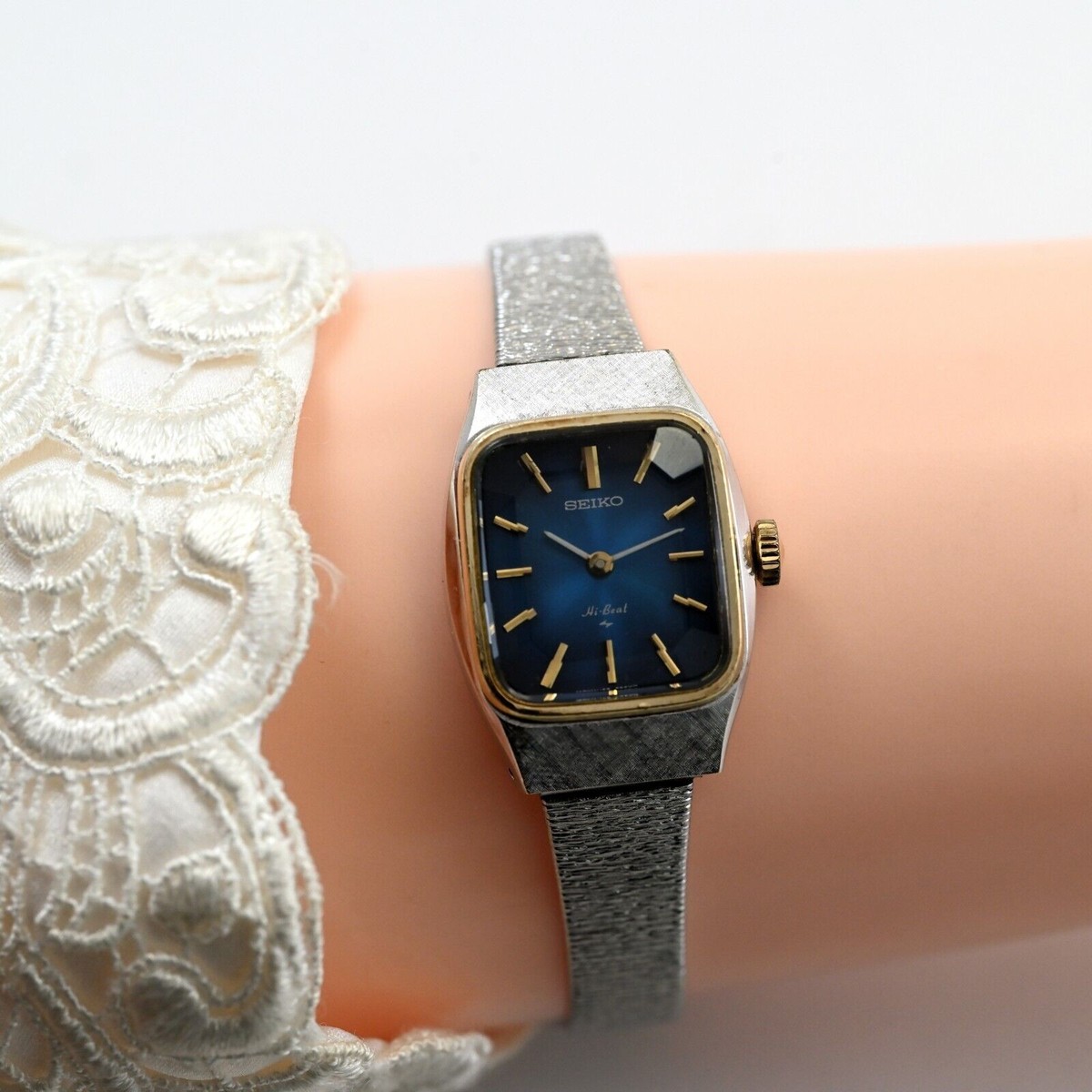 Vintage 1963 Seiko hi-beat Women's Watch 23 Jewels Hand Vintage 1963 Seiko hi-beat Women's Watch 23 Jewels Hand