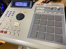 AKAI MPC2000XL MIDI Production Center CF Drive 32MB RAM Drum Sampler Sequencer