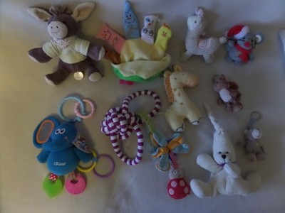 KONVOLUT - Kleinkinderspielsachen ''Chicco, Sterntaler, Momy Love u.v.m.