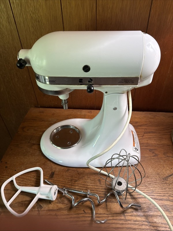 KitchenAid Stand Mixer 4.5 Qt Hobart Classic Tilt Head K45SS White Tested Works