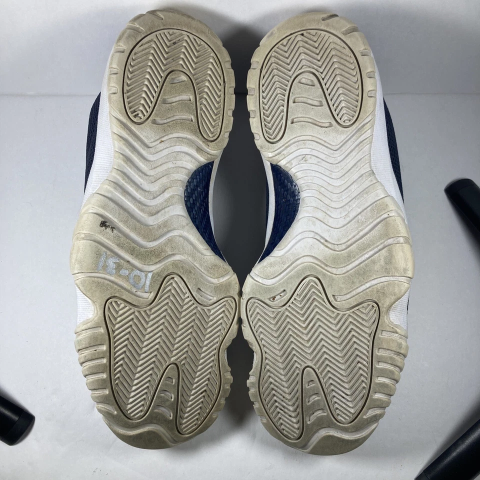 Jordan Future Low Midnight azul marino para hombre talla 11 718948-401 Foto 4 de 4