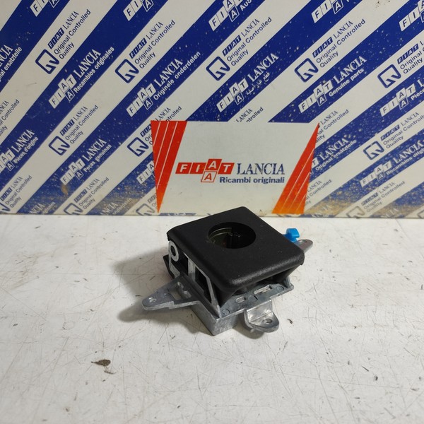 GeräT Verschluss Armaturenbrett Lancia Delta Original 5893137-image