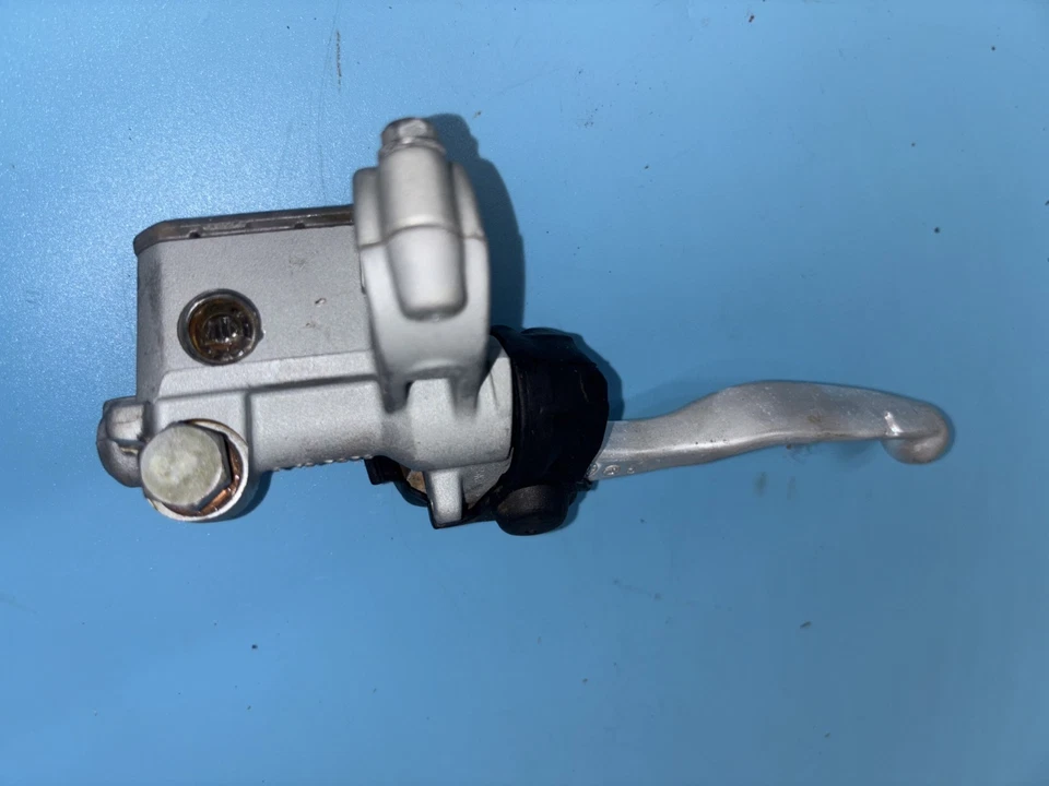2006 00-12 HUSQVARNA WR250 CR125 OEM FRONT MASTER CYLINDER ASSEMBLY - Image 4 of 4