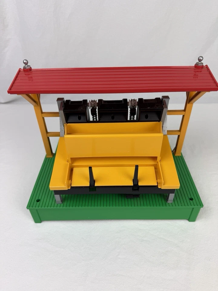 Lionel Operating Log Loader Train 164 Model 6-12915 with logs - Image 3 of 4