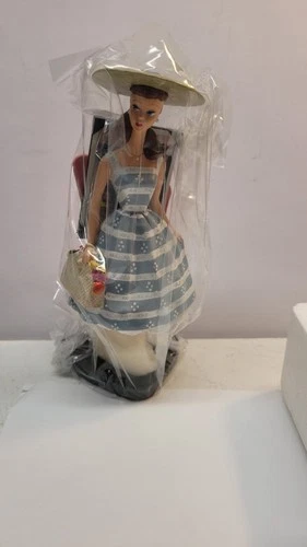 From Barbie With Love 113751 Suburban Shopper, 1959 Replica 1994 Unopened.