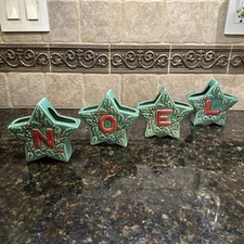 4 VINTAGE LIPPER & MANN CERAMIC CHRISTMAS NOEL STAR SET