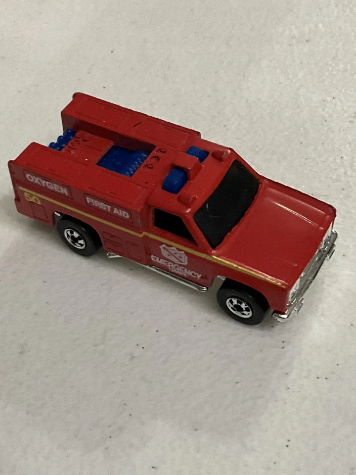 Vintage 1974 Hot Wheels Mattel Emergency Unit Truck Die-Cast - Image 2 of 4