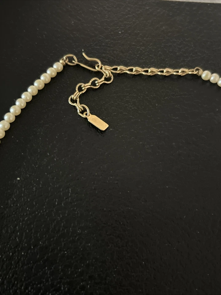 1928 Faux Pearl Gold Pendent Necklace 18in - Image 3 of 4
