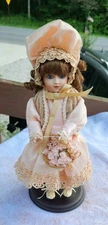 Franklin Heirloom JULIETTE THE VICTORIAN FLOWER GIRL 12" Jumeau Reproduction Dol