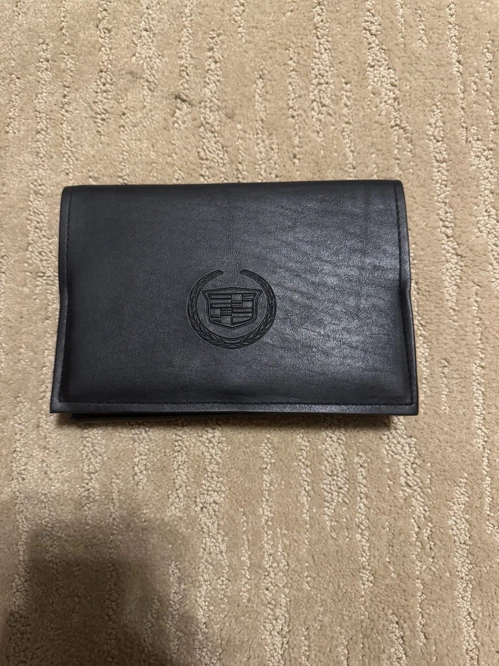 Cadillac CTS-V/CTS 2004 propietario original manual y artículos con estuche Foto 3 de 4