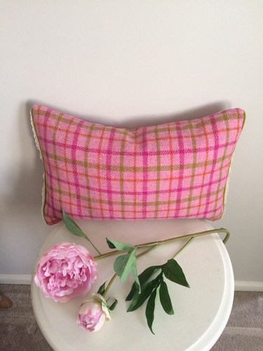 HARRIS TWEED RECTANGULAR CUSHION COVER 18”x12” WITH VELVET & LACE TRIM - Picture 2 of 7