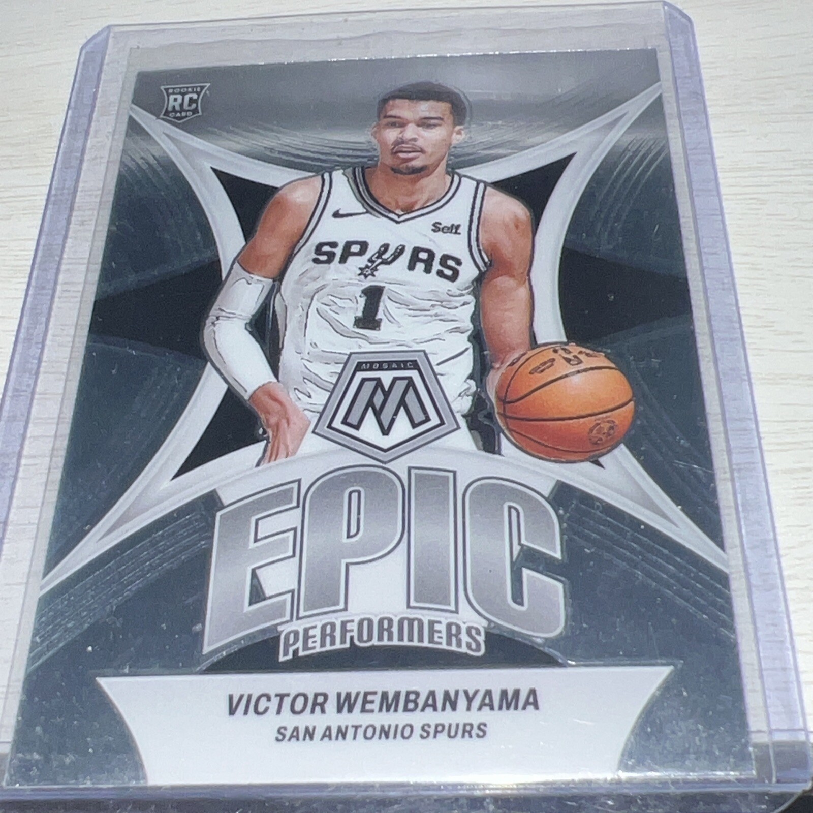 2023-24 Panini Mosaic - Epic Performers #12 Victor Wembanyama (RC)